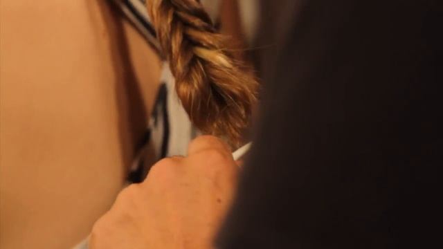 How To: Double Fishtail Braid Ponytail смотреть онлайн