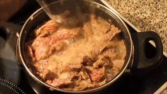 Гуляш из говядины - Beef goulash (#отсоздателейеды) смотреть онлайн