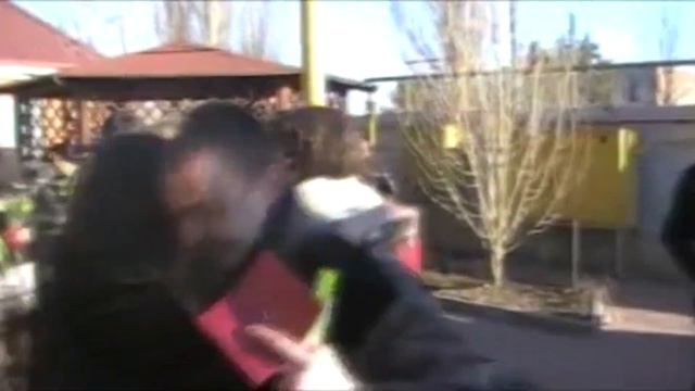 КАК МЫ ПОЗДРАВЛЯЛИ С 8 МАРТА ЖЕНЩИН НА РАБОТЕ смотреть онлайн