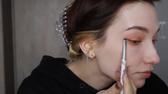 блестящий персиковый макияж ? смотреть онлайн