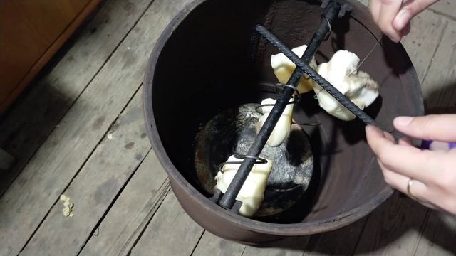 Коптим солёное сало из банки. смотреть онлайн