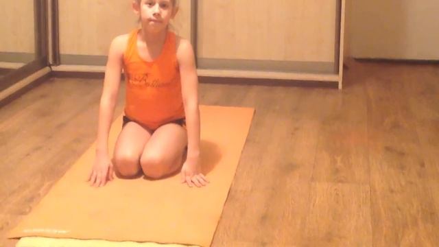 Как научится делать колесо