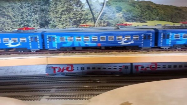 ЭД4М-0316 в ливрее РЭКС