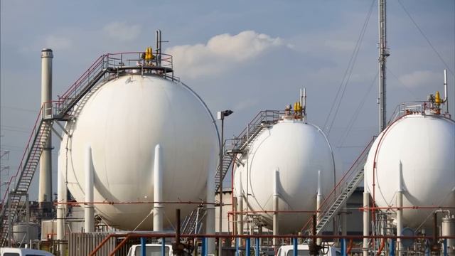 Евросоюз обязал все страны ЕС делиться излишками газа для спасения Европы смотреть онлайн