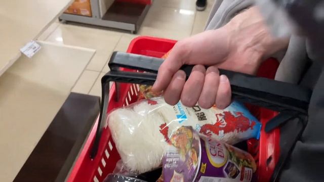 Vlog; ТЦ ХАНОЙ - МОСКВА/Вьетнамский фудкорт/Что купить?/Обзор цен смотреть онлайн