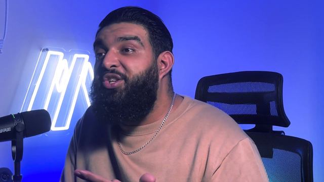 How Often Should You Release New Music? смотреть онлайн