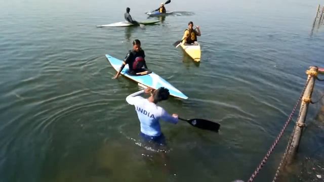 Canoe Eskimo roll Canoe slalom india смотреть онлайн