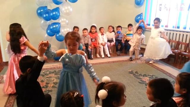 Прощальный вальс в детском саду смотреть онлайн