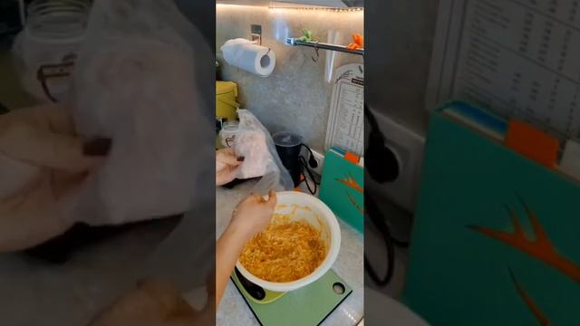 #ппрецепт#на подсчёте калорий#мои самые# вкусные кабачковые лепёшки#емхудею# смотреть онлайн