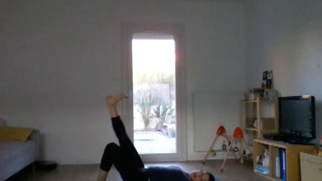 Stretching 18 01 suite 2 смотреть онлайн