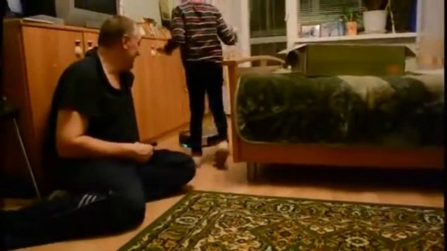 Робот-пылесос Panda A320 в быту смотреть онлайн