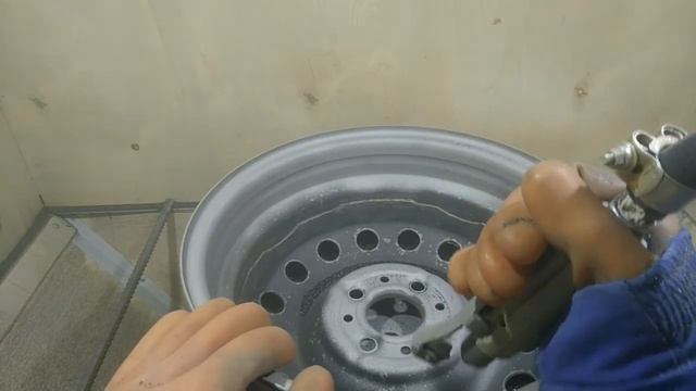 Пескоструй купершлак против песка, в бытовой пескоструйной камере. смотреть онлайн