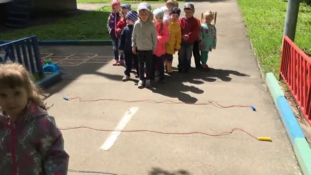Занятия на прогулках с детьми младшего дошкольного возраста смотреть онлайн