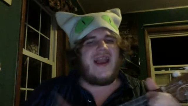 Let Down- Drunk Radiohead Ukulele Cover смотреть онлайн