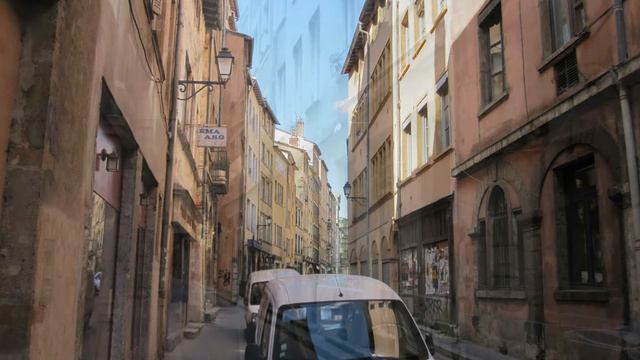 Je t'aime - Flute music played out a window in Lyon, France смотреть онлайн