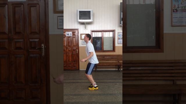 Двойные прыжки на скакалке смотреть онлайн