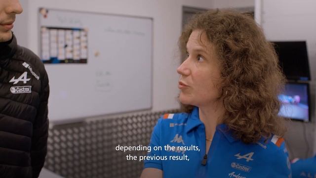 F1 driver Esteban Ocon discovers how Alpine tests engine performance смотреть онлайн