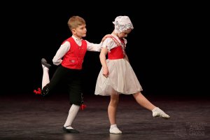 "Игра", Ансамбль "Школьные годы". "Game", Ensemble "School Years". 4К