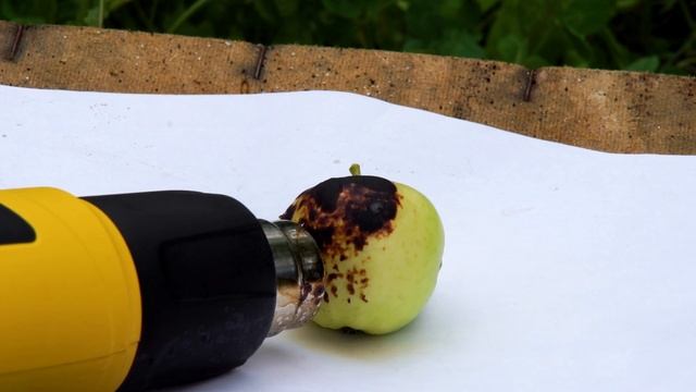 HEAT GUN vs APPLE смотреть онлайн