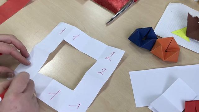 Квадратный флексагон 6+ смотреть онлайн