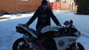 Обзор #Yamaha #YZF-R1 2009. «Рядный V-образник»