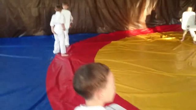Каратэ Киокусинкай СПК КК "Jyudan DOJO" смотреть онлайн