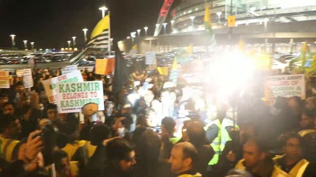 MODI IS A KILLER ,VOICE OF KASHMIR IN U.K смотреть онлайн