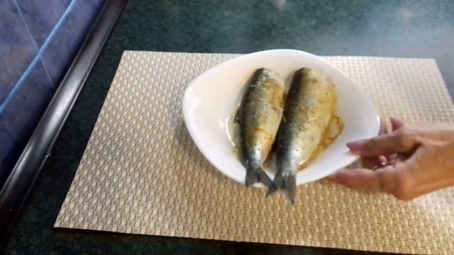 Как Вкусно пожарить рыбу ! Жареная Масяня ! Бюджетная, но вкусная рыбка смотреть онлайн