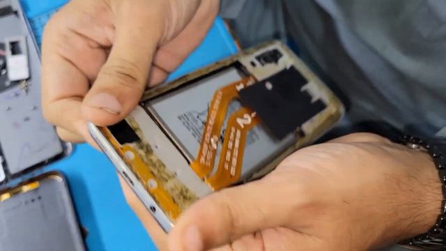 Замена экрана Samsung smartphone how to repair my screen - How do I fix my Samsung screen смотреть онлайн