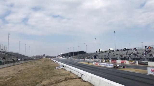 Nissan 350z vs Infiniti G35 sedan смотреть онлайн