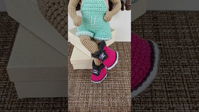 кукла крючком.. #амигуруми #amigurumi #crochet #вязание #вязаниекрючком #игрушки #dolls #куклы смотреть онлайн