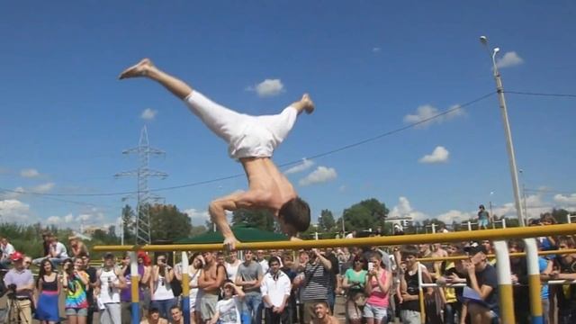 Артем Морозов - 1 место на "Street Workout Yaroslavl 2012" смотреть онлайн
