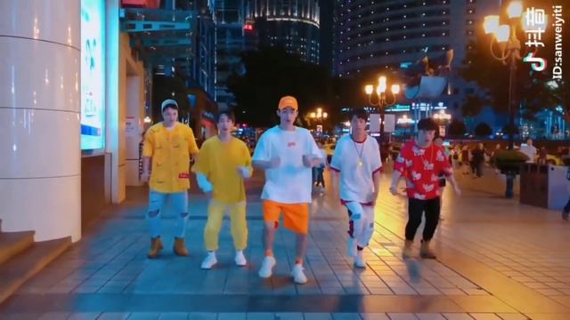 Toca Toca Dance смотреть онлайн