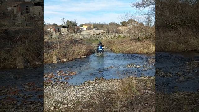 Super Tenere 750 | River Crossing | Spain смотреть онлайн
