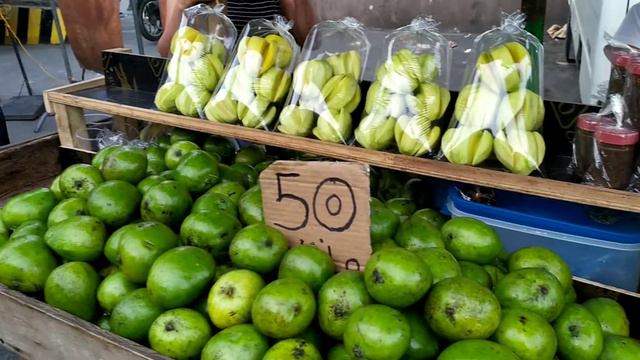 Filipino street food | and Market tour @ Balibago complex Santa Rosa Laguna.. смотреть онлайн