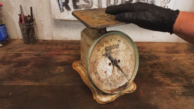 Восстановление старинных кухонных весов смотреть онлайн
