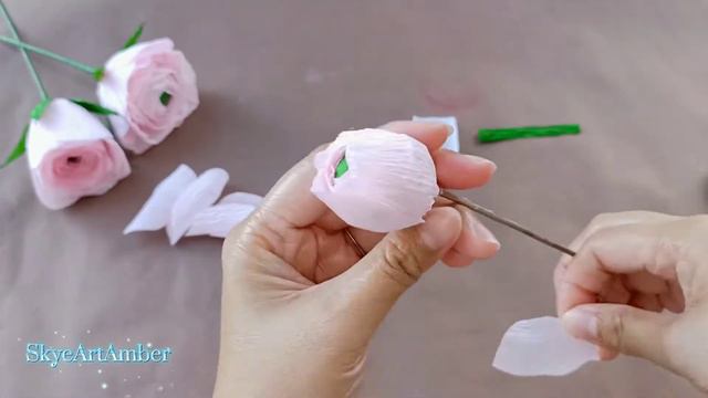 RANUNCULUS crepe paper flower Tutorial / Crafts at home and home decor смотреть онлайн