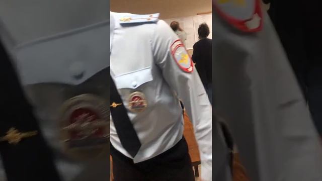 Полицейские Уссурийска зачищают участок для фальсификаций. смотреть онлайн