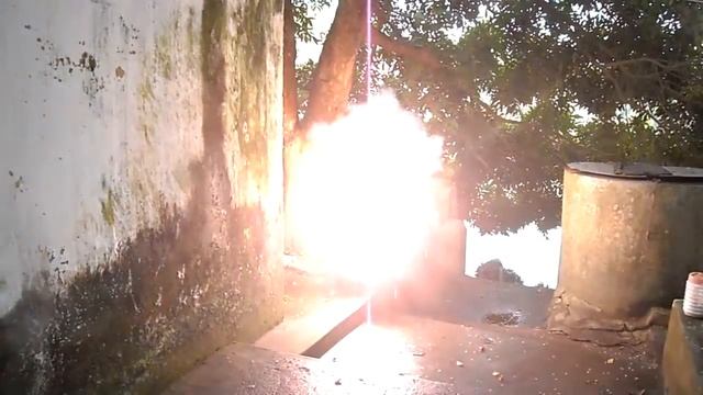 White UVMagnalium.MP4 смотреть онлайн