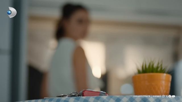 Her şey oyun muydu? | Üç Kız Kardeş 59. Bölüm смотреть онлайн