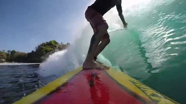 Серфинг на Балангане Бали Balangan Surfing Bali смотреть онлайн