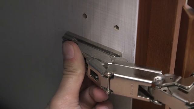 Klearvue Cabinetry 155 Degree Hinge Installation смотреть онлайн