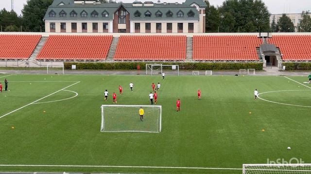 Рубин (15) : Рубин (14)