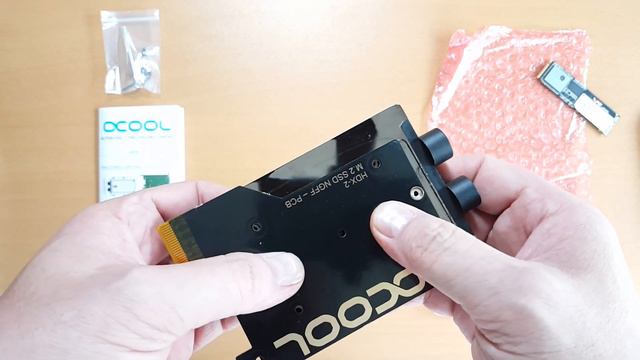 Video Unbox Alphacool Eisblock HDX-3 PCIe 3.0 x4 para SSD M.2 NGFF c/ Tarjeta PCIe Gen3 x4 смотреть онлайн