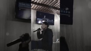 Я родился ночью , под забором )