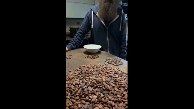 НАСТОЯЩИЙ ШОКОЛАД, ЧТО ЭТО ТАКОЕ!? смотреть онлайн