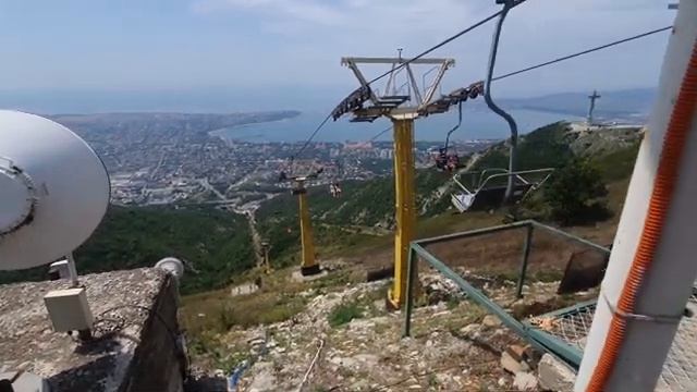 Геленджик Подъем в гору к кресту смотреть онлайн