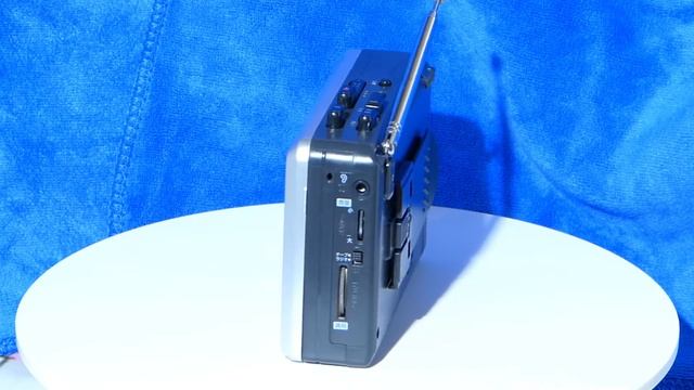 Кассетный Плеер Radio-Recorder BOTTCH CTR-201 смотреть онлайн