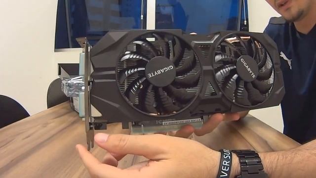 Unboxing GeForce GTX 960 2GB GDDR5 128bits - Gigabyte GV-N960WF2OC-2GD смотреть онлайн