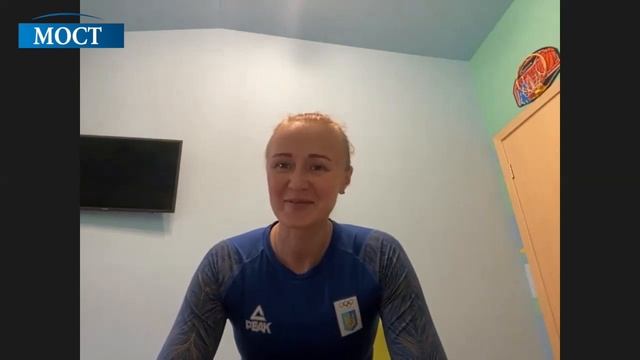 Как Анастасия Коженкова поддерживает форму в период карантина смотреть онлайн
